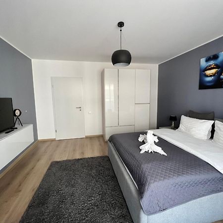 Qualis Apartament Braşov Eksteriør billede