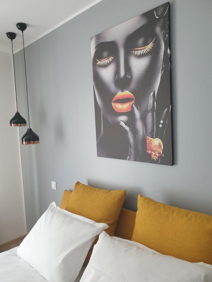 Qualis Apartament Braşov Eksteriør billede